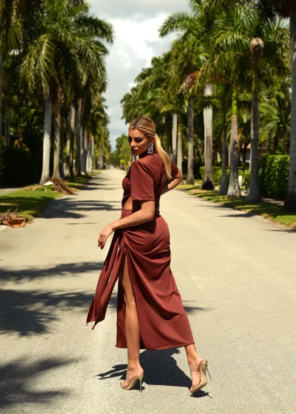 Vestido Midi Belina Marrom - Image 4