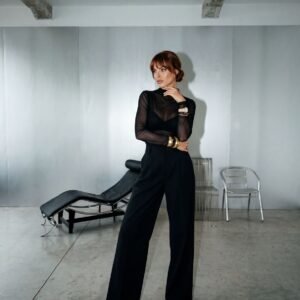 Blusa Mila Tule Wildnesse Preta