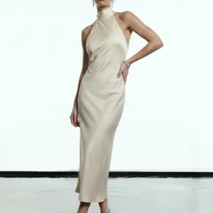 Vestido Renata Glamorous Pérola